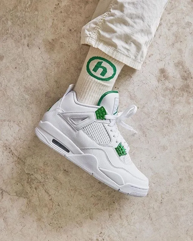 Air Jordan 4 Green Metallic фото