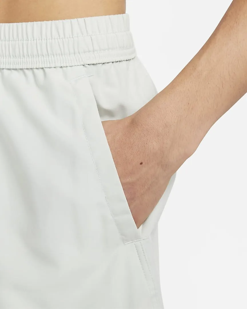 Dri-Fit Form Shorts White фото