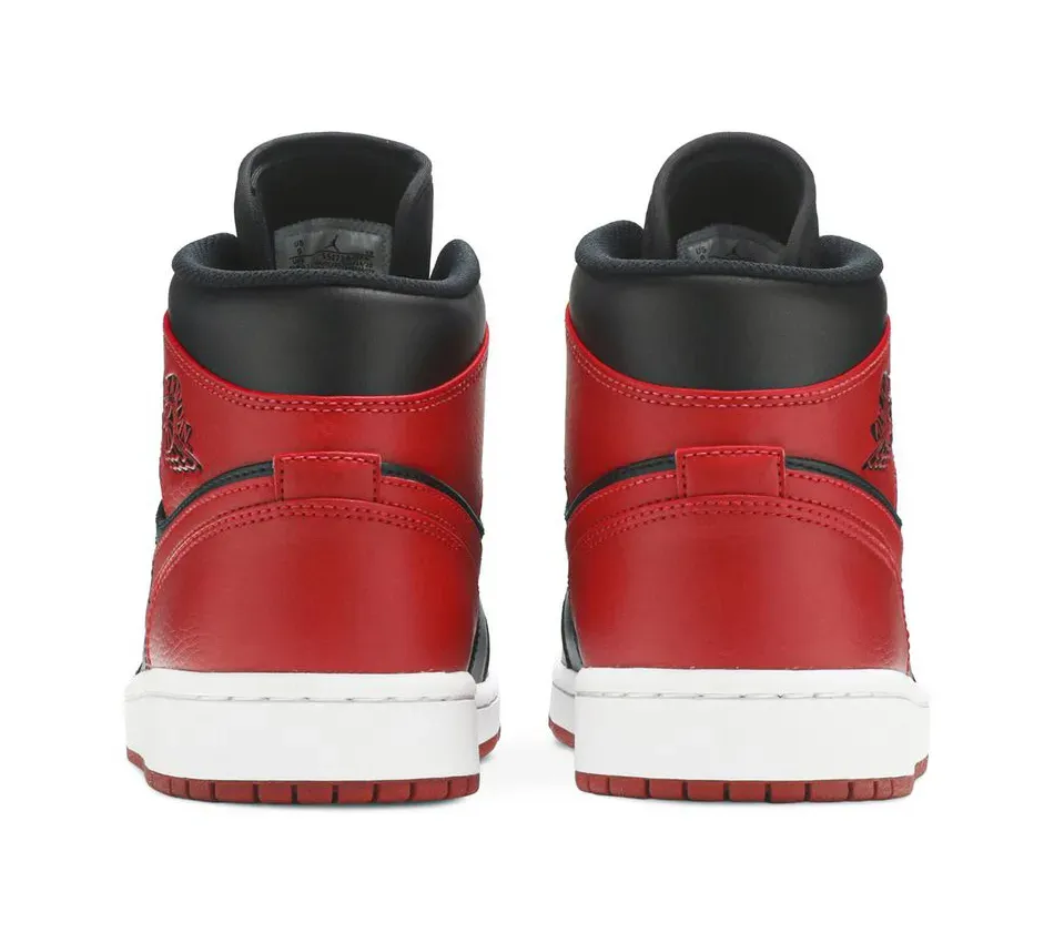 Air Jordan 1 Mid Banned фото