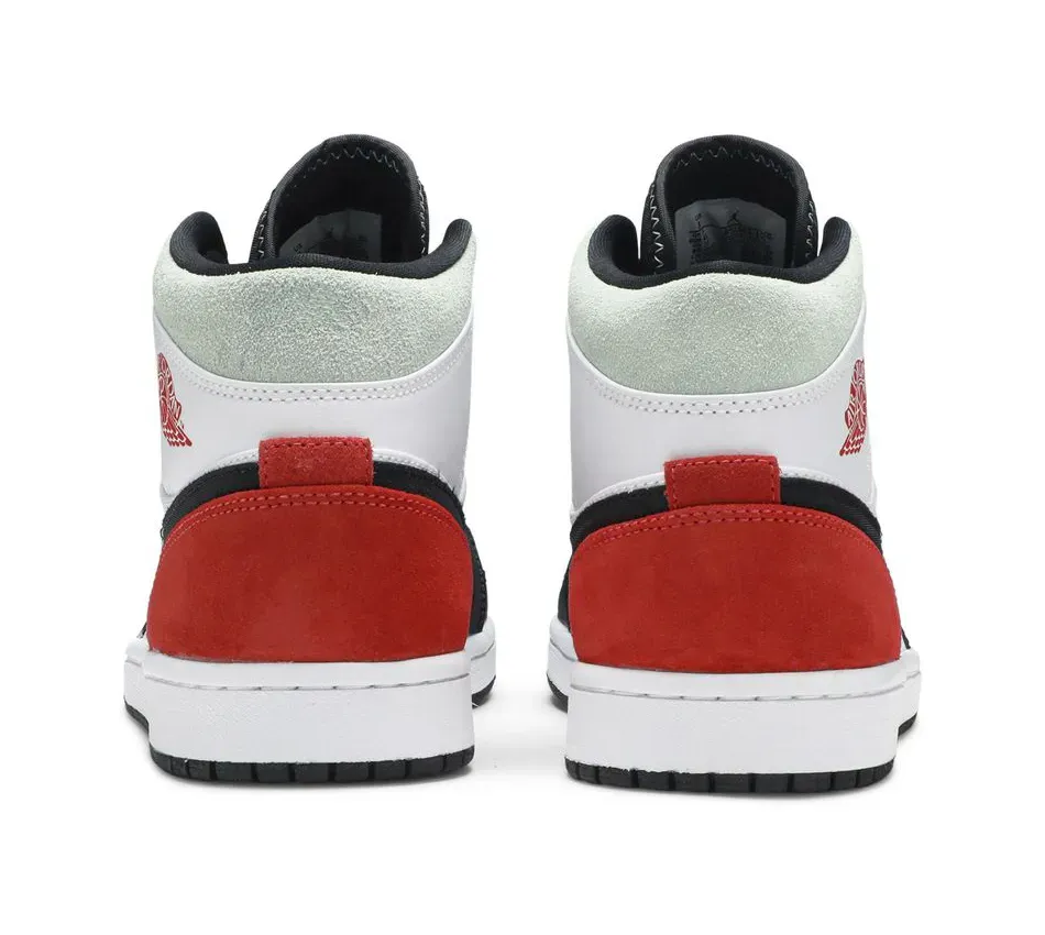 Air Jordan 1 Mid SE Union Black Toe фото