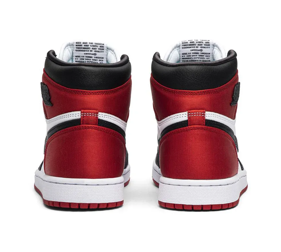 Air Jordan 1 High Womens Nike AJ I 1 Retro High 'Satin Black Toe' (2019) фото