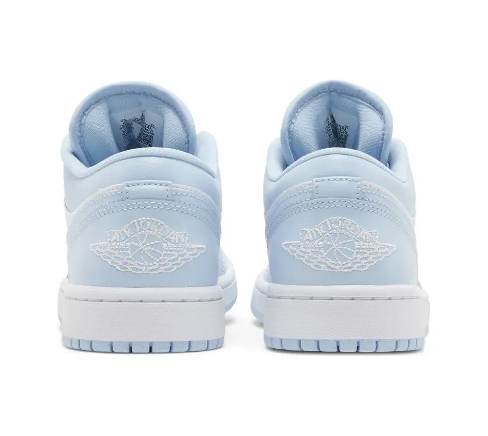 Air Jordan 1 Low WMNS Ice Blue фото