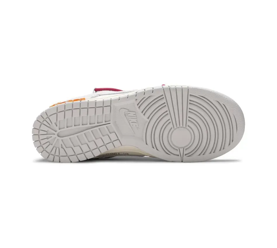 Off White X Dunk Low Lot 35 Of 50 фото