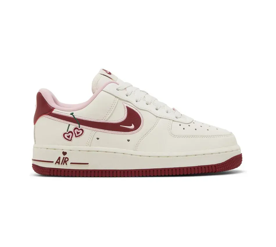 Air Force 1 Low Valentine's Day (2023) фото
