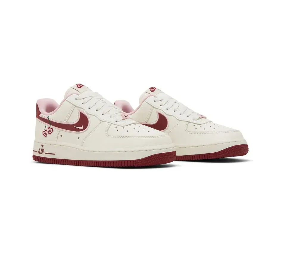 Air Force 1 Low Valentine's Day (2023) фото