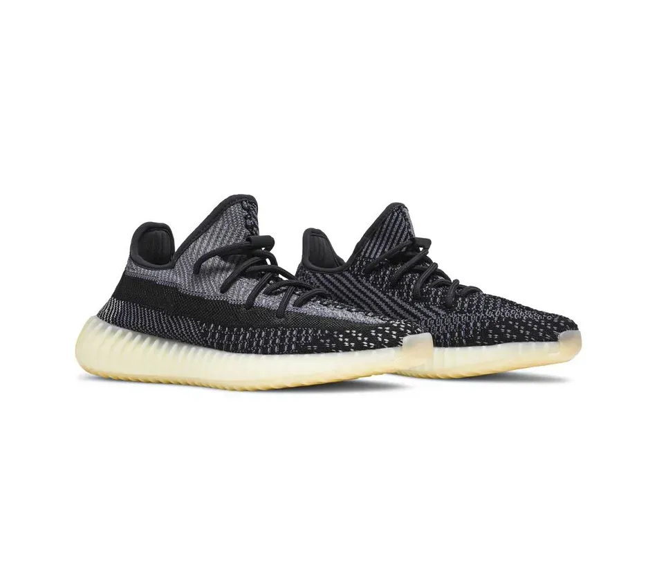 Yeezy Boost 350 V2 Carbon фото